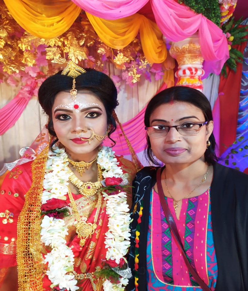 Make up Artist tripti