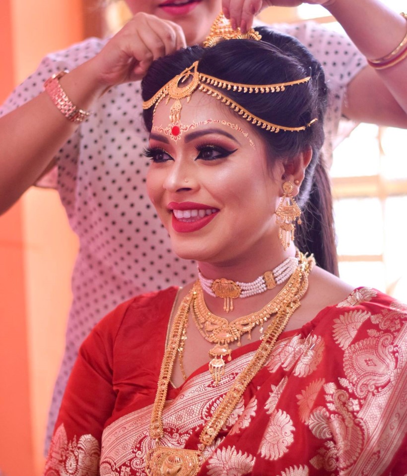 Make up Artist tripti